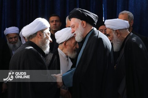 عکس | تصاویری از حضور مقامات در حاشیه اقامه نماز بر پیکر رهبر شهید انقلاب
