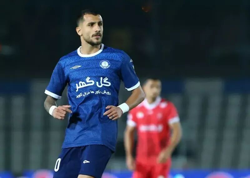 رونمایی از اولین خرید تارتار در پرسپولیس؛ تیکدری قرمزپوش شد