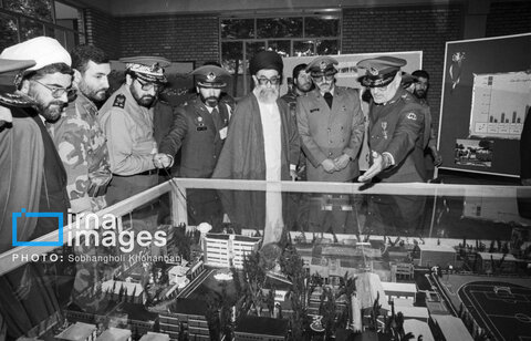 عکس | روایت تصویری رهبری آیت‌الله سید علی خامنه‌ای (۱۳۷۳ - ۱۳۷۶)