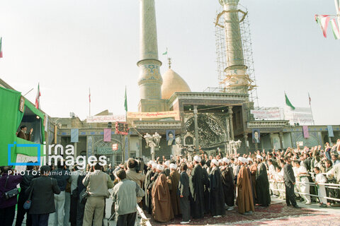 عکس | روایت تصویری رهبری آیت‌الله سید علی خامنه‌ای (۱۳۷۳ - ۱۳۷۶)
