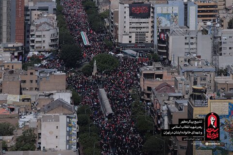 عکس | طواف عشق در قلب تهران