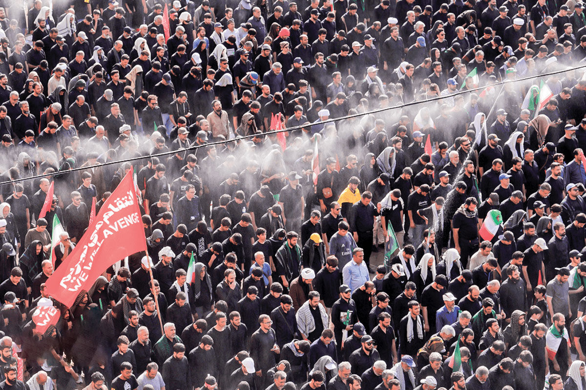 گزارش میدانی قدس از مراسم وداع در مصلای تهران/ وقتی تهران دریا می‌شود