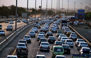 اعلام آخرین وضعیت ترافیکی در قم/ ورودی‌های شهر قفل شد