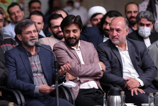 ناصر فیض: دیدار شاعران با رهبر شهید، نه فرمایشی بود و نه حکومتی