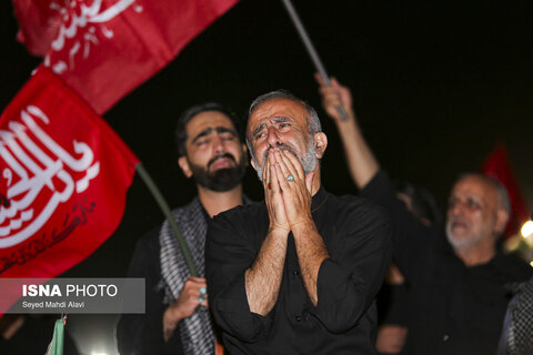 عکس | مسجد مقدس جمکران، ساعاتی پیش از اقامه نماز بر پیکر مطهر رهبر شهید انقلاب