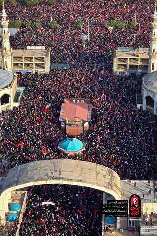 عکس | تصاویر هوایی از جمعیت حاضر در مراسم تشییع پیکر رهبر شهید انقلاب در مسیر قم تا جمکران