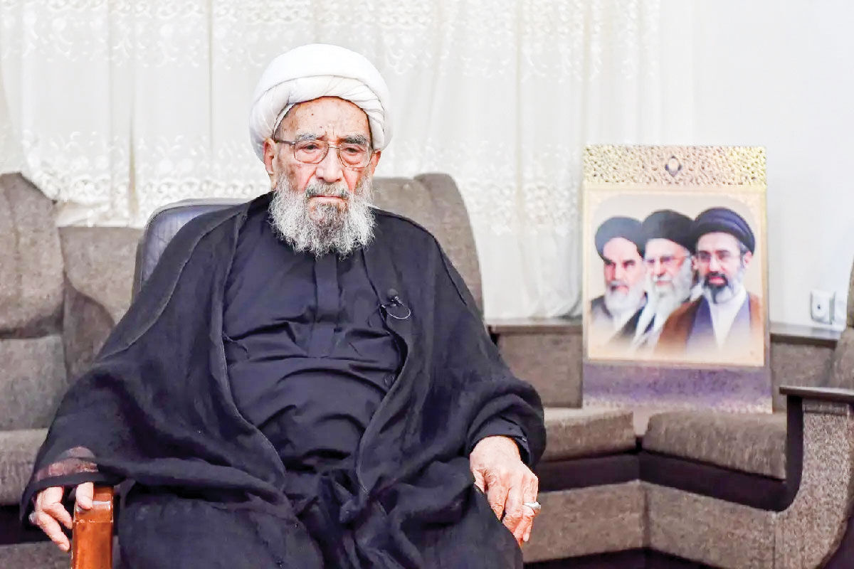 آیت‌الله مصطفی اشرفی‌شاهرودی: حضور گسترده مردم در تشییع رهبر شهید مهر تأییدی بر نظام مقدس جمهوری اسلامی است