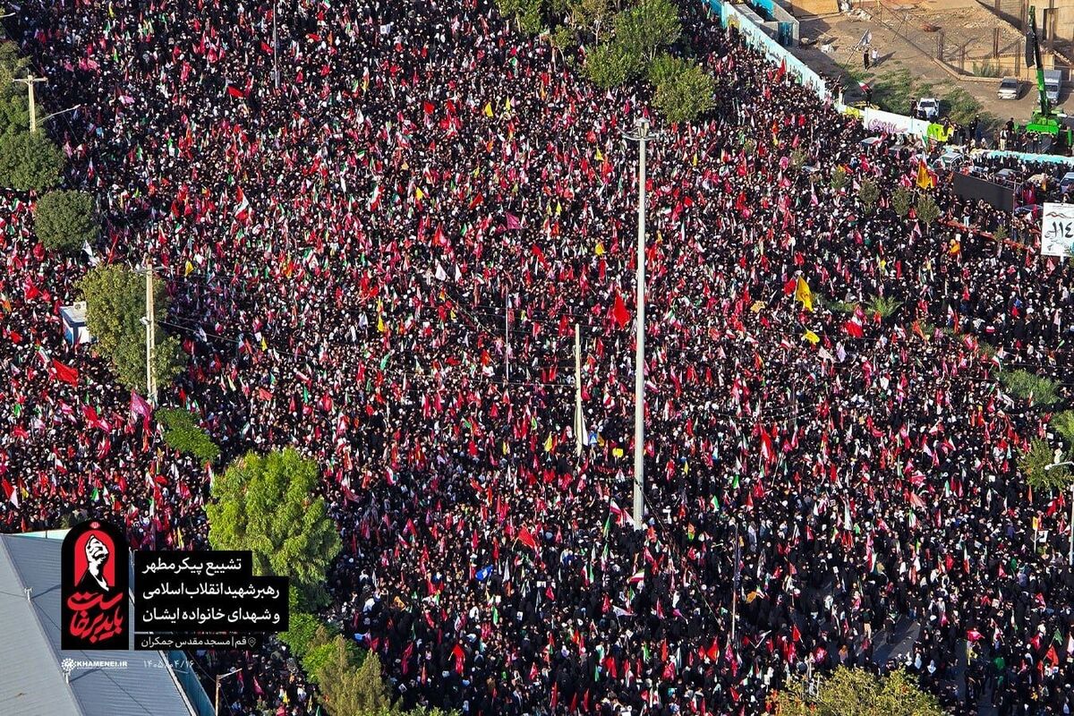 بازتاب گسترده مراسم تشییع رهبر شهید در رسانه‌های جهان/ حضور فرزند شهید نصرالله در جمکران