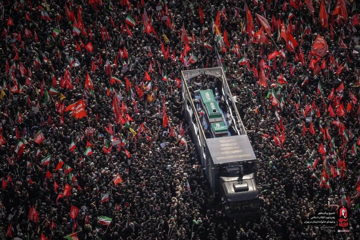 مراسم تشییع قائد شهید
