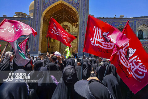 حال و هوای حرم مطهر رضوی یک روز مانده به تشییع و تدفین رهبر شهید انقلاب