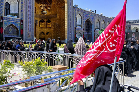حال و هوای حرم مطهر رضوی یک روز مانده به تشییع و تدفین رهبر شهید انقلاب