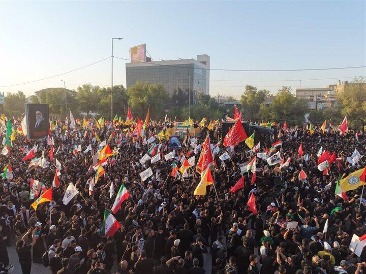 فیلم | تشییع پیکر رهبر شهید انقلاب در نجف اشرف