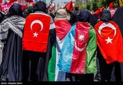 عکس | تصویری از حضور اتباع کشورهای مختلف در تشییع پیکر رهبر شهید انقلاب در مشهد