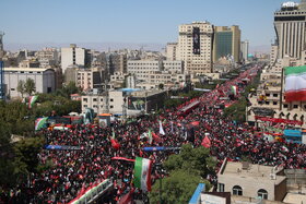 خادم حضرت خورشید به آغوش حرم باز آمد