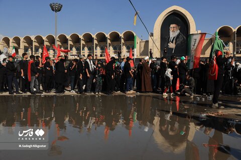 آخرین ساعات وداع با پیکر رهبر انقلاب