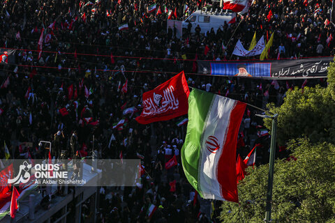 زبان پرچمها درمراسم تشییع قائد شهید انقلاب