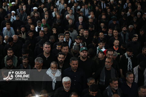 گزارش تصویری | اقامه نماز بر پیکر مطهر رهبر شهید انقلاب در حرم مطهر رضوی - 1