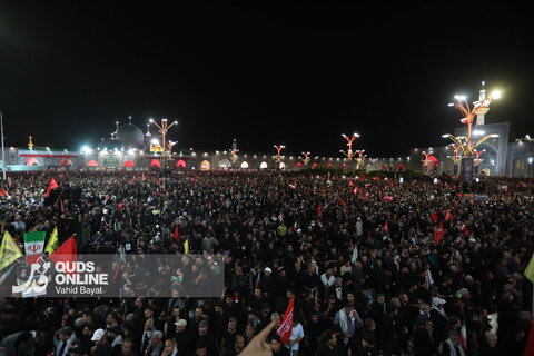 گزارش تصویری | اقامه نماز بر پیکر مطهر رهبر شهید انقلاب در حرم مطهر رضوی - 1