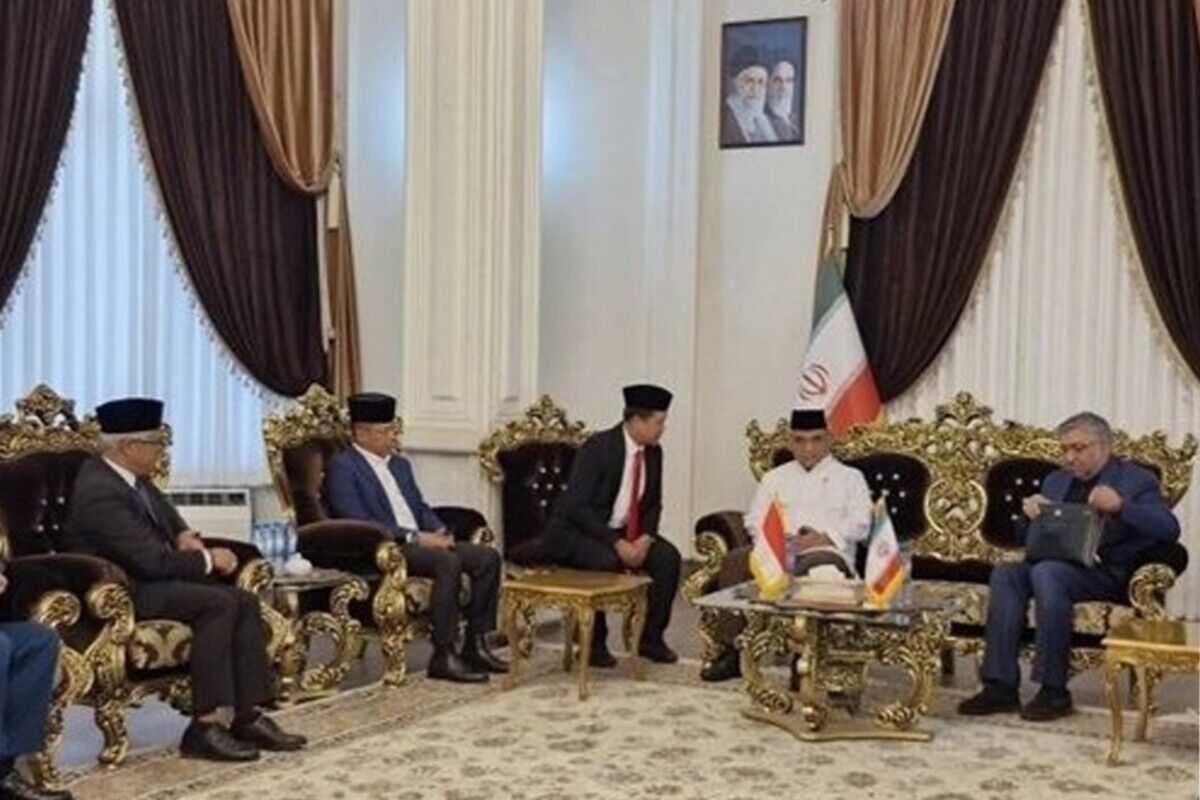 وزیر امور خارجه اندونزی وارد مشهد شد