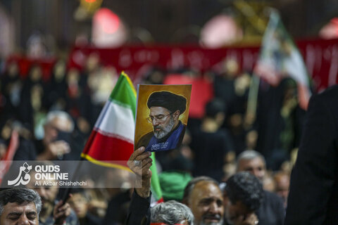 دومین شب اقامه عزای رهبر شهید در حرم مطهر امام رضا علیه السلام