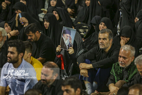 دومین شب اقامه عزای رهبر شهید در حرم مطهر امام رضا علیه السلام