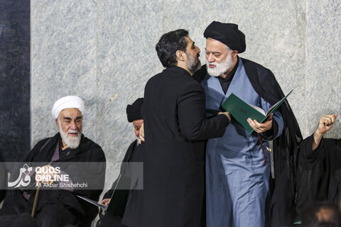 دومین شب اقامه عزای رهبر شهید در حرم مطهر امام رضا علیه السلام