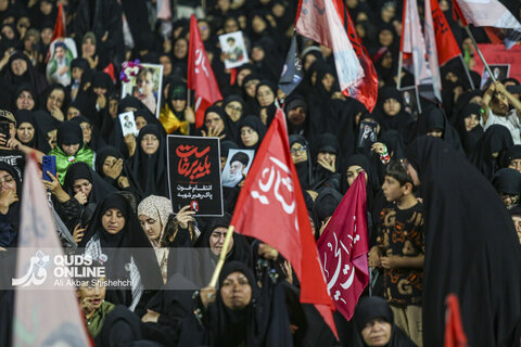 دومین شب اقامه عزای رهبر شهید در حرم مطهر امام رضا علیه السلام