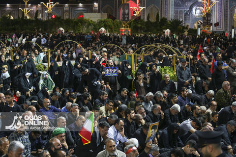 دومین شب اقامه عزای رهبر شهید در حرم مطهر امام رضا علیه السلام