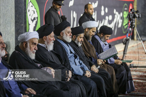 دومین شب اقامه عزای رهبر شهید در حرم مطهر امام رضا علیه السلام