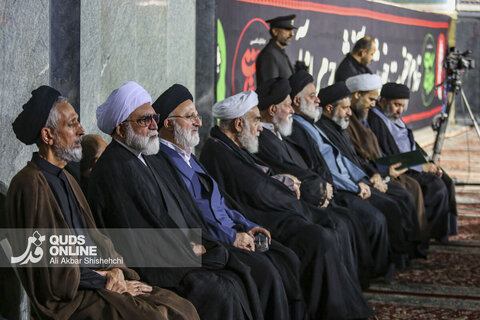 دومین شب اقامه عزای رهبر شهید در حرم مطهر امام رضا علیه السلام