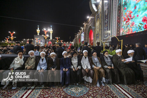 دومین شب اقامه عزای رهبر شهید در حرم مطهر امام رضا علیه السلام