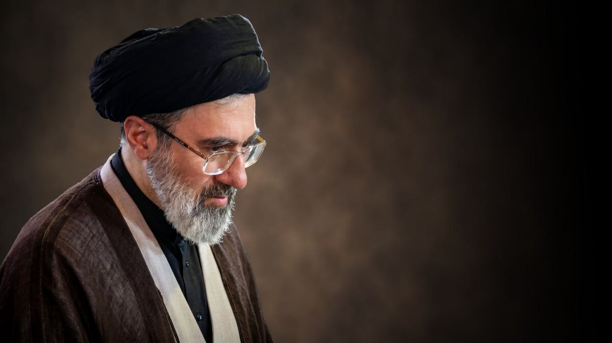رهبر معظم انقلاب: انتقام خون شهیدان، خواست قطعی ملت ایران است / راه شهیدان با استقامت ادامه خواهد یافت