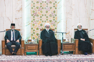 تولیت آستان قدس رضوی در دیدار هیئت عالی‌رتبه اندونزی: اتحاد کشورهای اسلامی، رمز احیای تمدن بزرگ اسلامی است