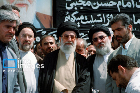 عکس | روایت تصویری رهبری آیت‌الله سید علی خامنه‌ای (۱۳۷۷ - ۱۳۸۳)