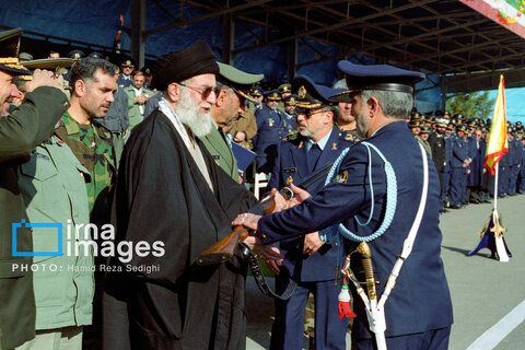 عکس | روایت تصویری رهبری آیت‌الله سید علی خامنه‌ای (۱۳۷۷ - ۱۳۸۳)