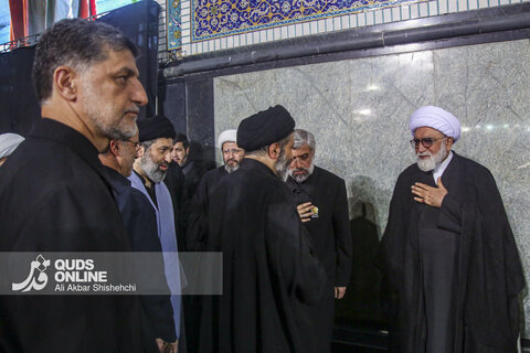 سومین شب اقامه عزای رهبر شهید در حرم مطهر امام رضا علیه السلام