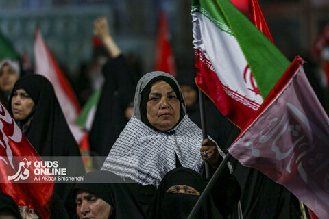 سومین شب اقامه عزای رهبر شهید در حرم مطهر امام رضا علیه السلام