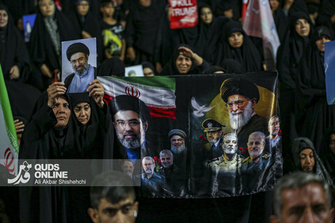 سومین شب اقامه عزای رهبر شهید در حرم مطهر امام رضا علیه السلام