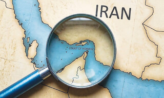پس از حمله به ۱۴۰هدف در ایران و پاسخ موشکی به پایگاه‌های آمریکا؛ بازگشت جنگ به قلب خلیج فارس