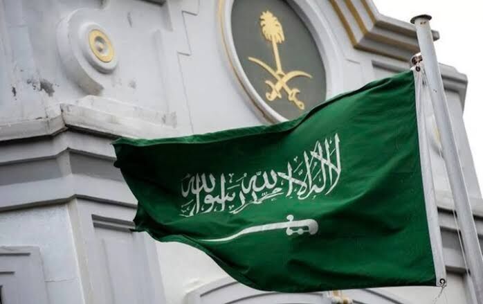 هراس ریاض از تشدید حملات / عربستان برای مهار تنش با انصارالله دست به دامن میانجی‌ها شد