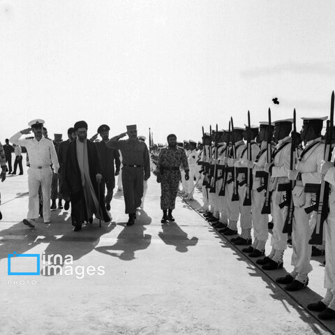 عکس | تصاویری از مانور دریایی در تنگه هرمز؛ مهر ۱۳۶۴