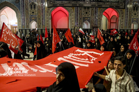 مراسم شب هفت رهبر شهید انقلاب در حرم مطهر امام رضا علیه السلام