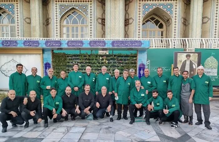 در چایخانه حضرت رضا (ع) رد پایی از یک عشق محکم به یادگار می‌ماند