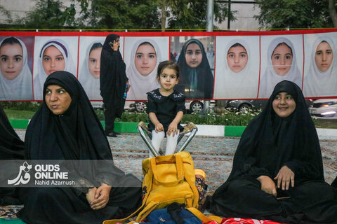 گزارش تصویری | سفره عزای حضرت رقیه به یاد کودکان میناب در مشهدالرضا