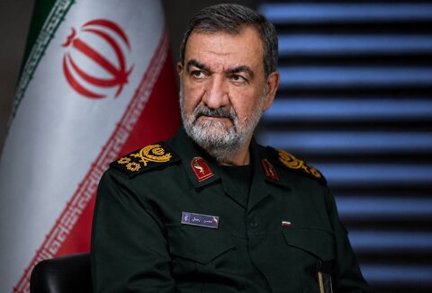 محسن رضایی: پاسخ ایران به حملات زیرساختی، تصاعدی و شدید است