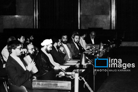 عکس | مذاکرات ایران و عراق پس از پذیرش قطعنامه ۵۹۸ - سال ۱۳۶۷