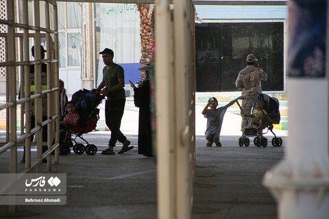عکس | تردد بدون مشکل زائران از مرز خسروی