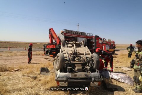 مرگ جوان ۲۹ ساله بر اثر واژگونی پیکان وانت در جاده کنویست