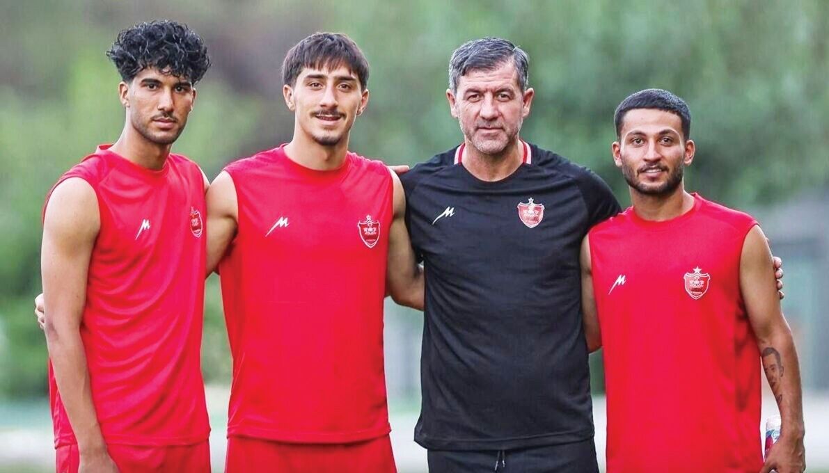 کریم باقری: با کمال میل در کنار تارتار ماندم / پرسپولیس این فصل تشنه قهرمانی است