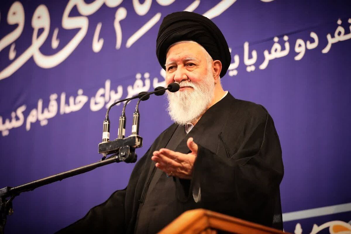 آیت‌الله علم‌الهدی: ‌تنها راه مقابله با آمریکا، جهاد و مقاومت است